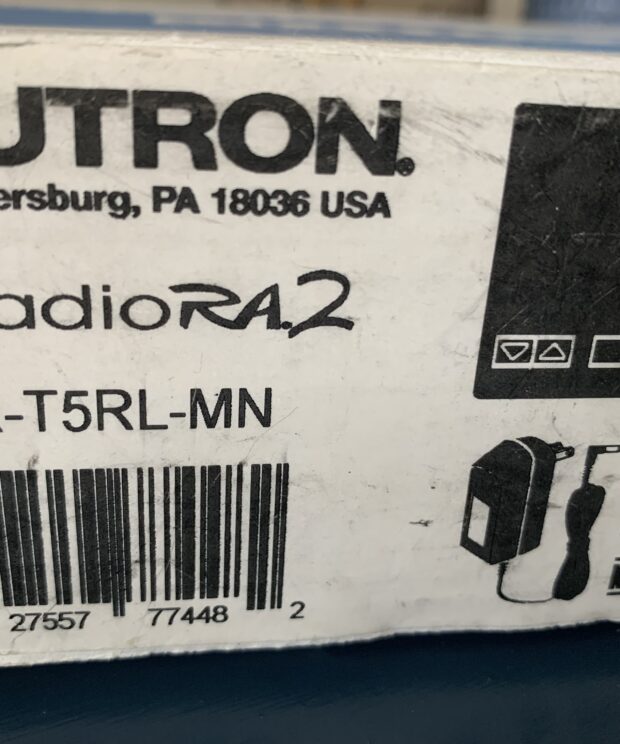 Lutron RadioRA2 / RadioRA3 5 Button Tabletop - Black
